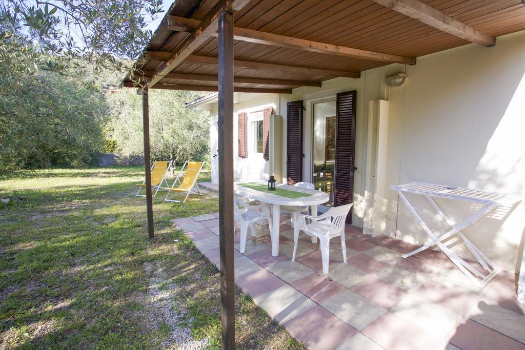 Villa Conti Residence Lacona Luaran gambar